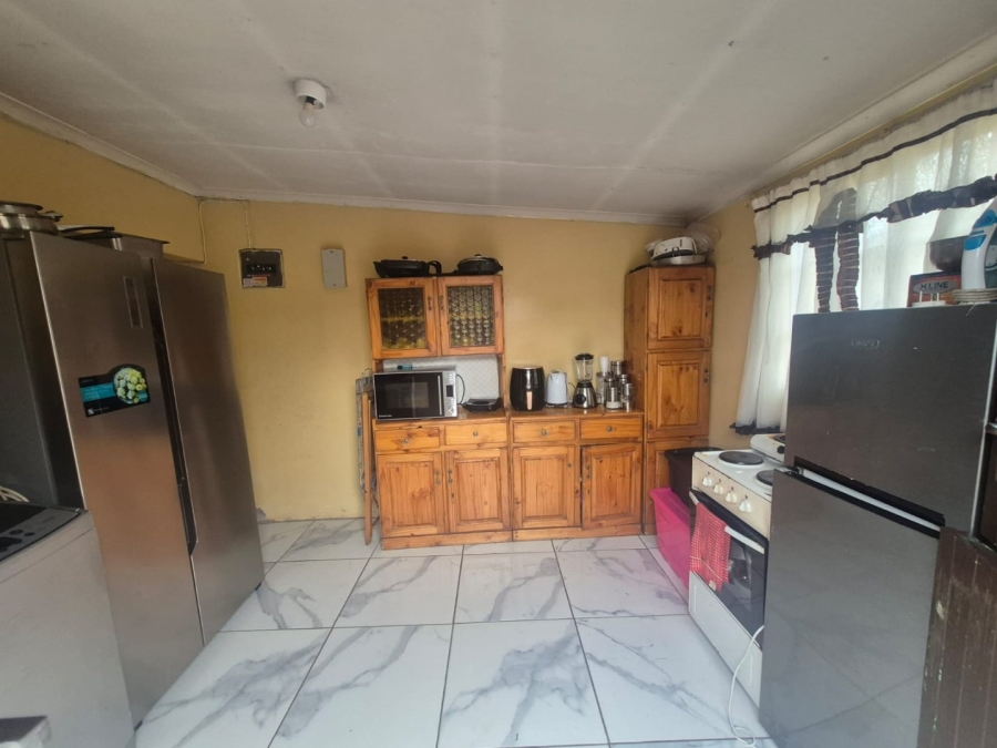2 Bedroom Property for Sale in Zwide Eastern Cape